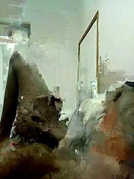 Snapshot of babyboy_tee chatting on 09-12-25, 08:41 babyboy tee online show from 09-12-25, 08:41