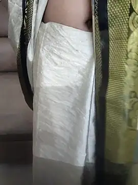 laxmitelugu78 online show from 11-03-25, 09:13