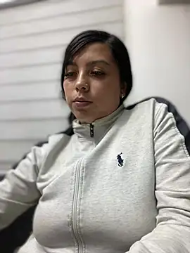 Im-Allysoon online show from 02-05-25, 02:19
