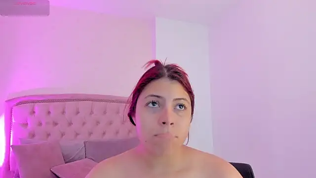 Kendall  Fox online show from 02-13-26, 08:36