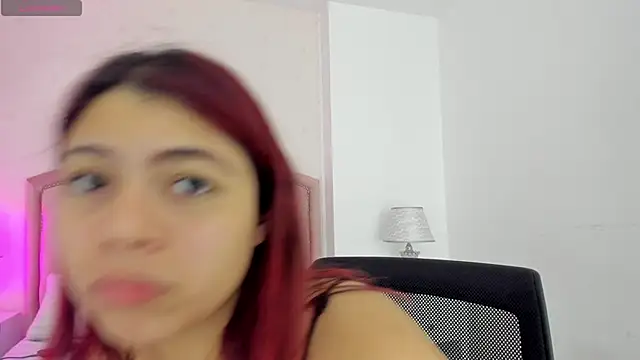 Kendall  Fox online show from 11-07-25, 07:35