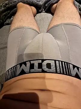 L eternel online show from 01-25-25, 07:49