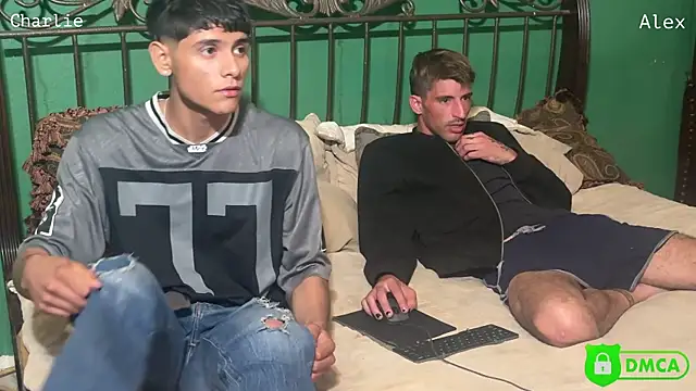 Snapshot of badrolemodelx chatting on 03-12-26, 09:57 badrolemodelx online show from 03-12-26, 09:57