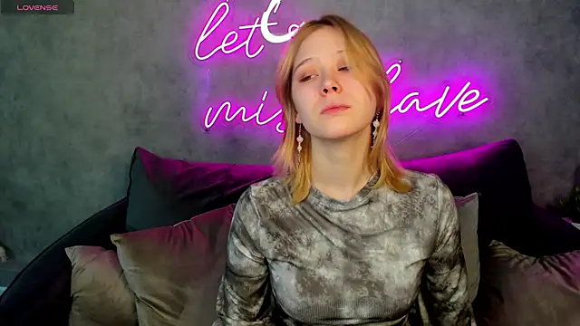 Amy Kimberlly online show from 02-10-25, 05:58