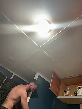 sexyhotstud12 online show from 12-16-25, 08:51