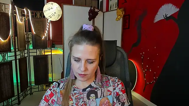 Snapshot of EmiliaBedy chatting on 03-20-25, 12:11 EmiliaBedy online show from 03-20-25, 12:11