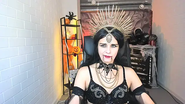 EmiliaBedy online show from 10-31-25, 09:06