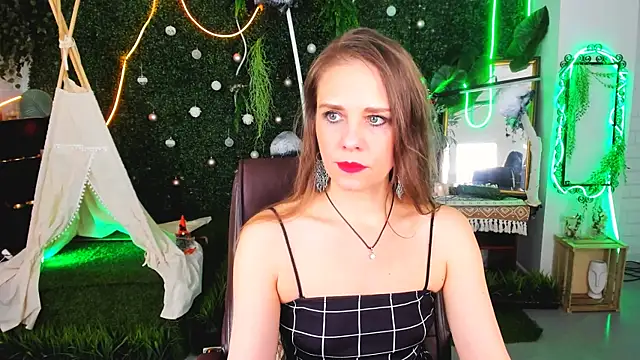 EmiliaBedy online show from 04-07-26, 05:09