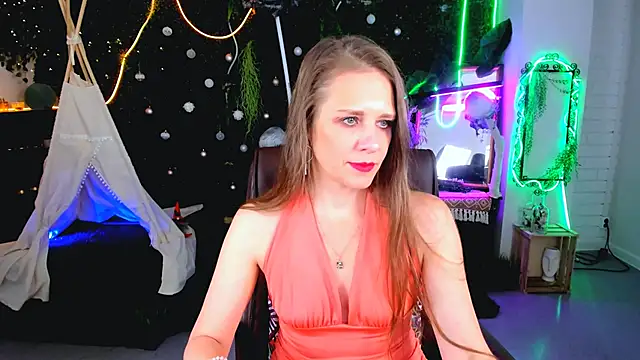 Snapshot of EmiliaBedy chatting on 05-08-26, 05:11 EmiliaBedy online show from 05-08-26, 05:11