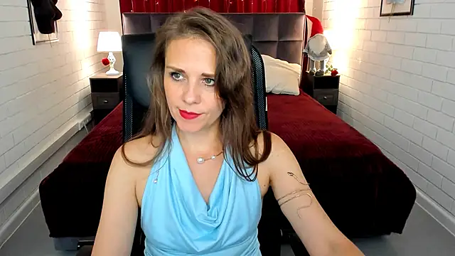 Snapshot of EmiliaBedy chatting on 07-01-26, 09:20 EmiliaBedy online show from 07-01-26, 09:20