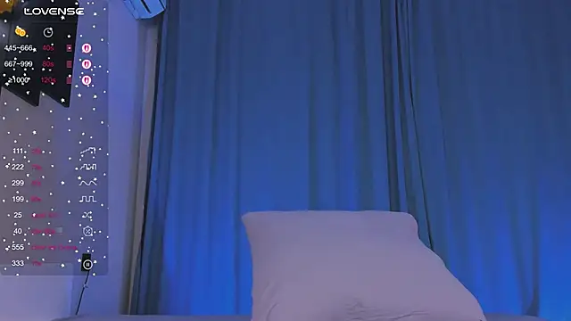 Shiny Jennifer online show from 11-13-25, 05:22