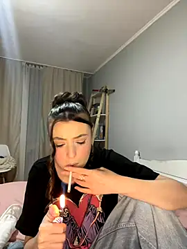 bunnythetailor online show from 11-12-25, 10:24