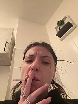 bunnythetailor online show from 02-16-25, 11:39