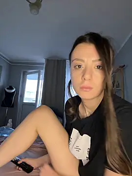 bunnythetailor online show from 11-06-25, 01:48