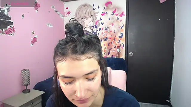 Snapshot of Sofii_cutee chatting on 03-20-25, 02:21 Sofii cutee online show from 03-20-25, 02:21