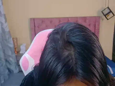 Snapshot of Sofii_cutee chatting on 01-08-26, 12:11 Sofii cutee online show from 01-08-26, 12:11