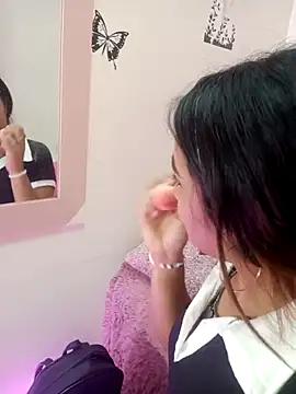 Jenner Macpherson online show from 02-13-25, 12:54