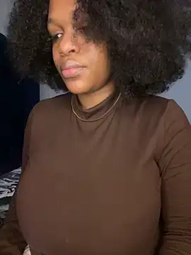 Boneca25 online show from 10-25-25, 09:08