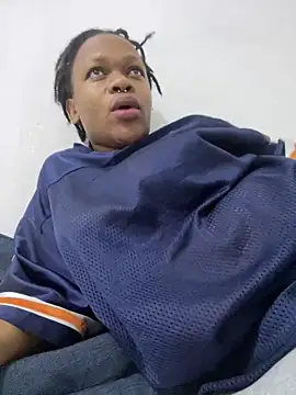 Boneca25 online show from 03-11-26, 07:41