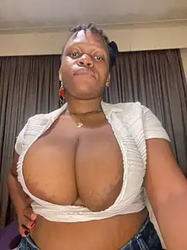 Boneca25 online show from 03-12-25, 06:32