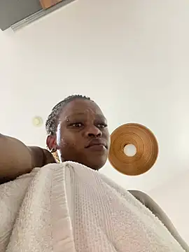 Boneca25 online show from 03-25-26, 07:46