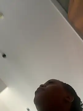 Boneca25 online show from 03-26-26, 08:23