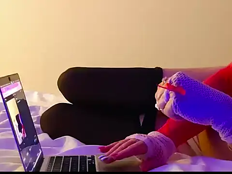 Cucked Sissy Bitch online show from 02-10-26, 09:47