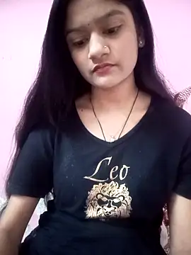 Tanu-00 online show from 11-05-25, 01:47