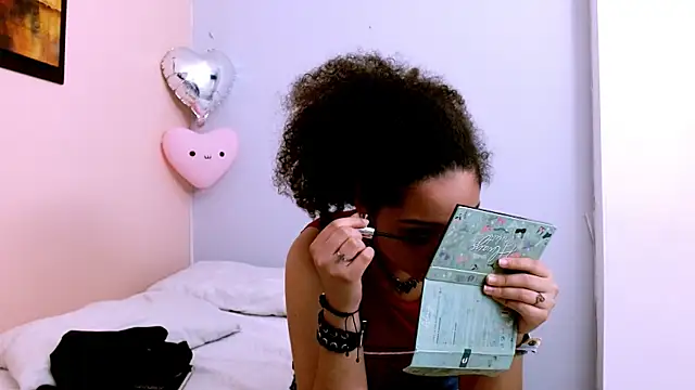 Snapshot of cameron_cooper01 chatting on 03-13-25, 12:56 cameron cooper01 online show from 03-13-25, 12:56