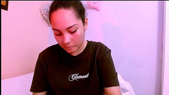 Snapshot of cameron_cooper01 chatting on 03-22-25, 04:37 cameron cooper01 online show from 03-22-25, 04:37