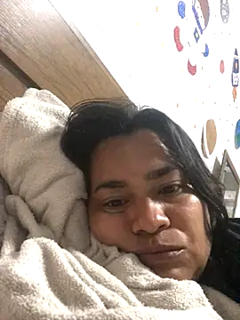 indiazinha69  online show from 12-03-25, 11:14