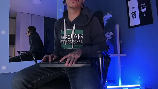 kaletattoo online show from 03-24-26, 11:21