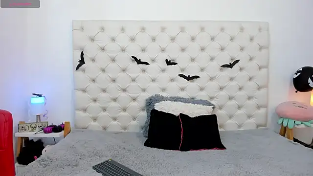 esmeralda06 online show from 10-21-25, 04:06