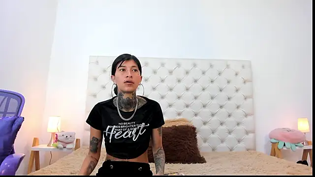 esmeralda06 online show from 04-09-26, 01:50