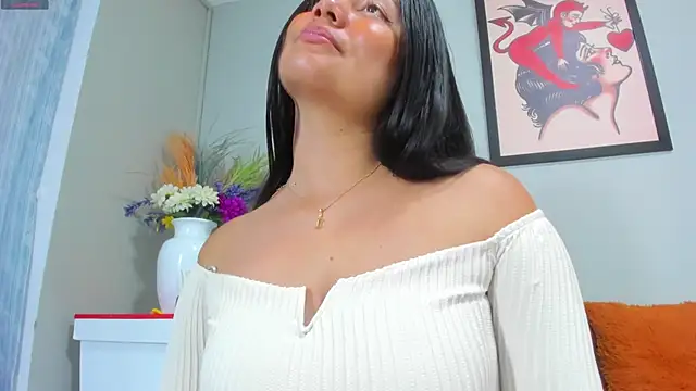 evaa greey online show from 10-08-25, 08:09