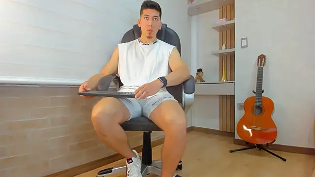 Tombarden online show from 12-21-25, 07:15