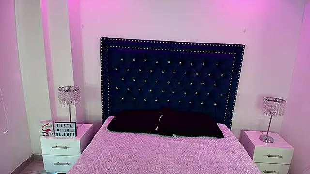 Milu ballmer online show from 09-19-25, 06:23