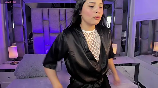 Snapshot of Bonet_iris chatting on 02-25-26, 07:03 Bonet iris online show from 02-25-26, 07:03