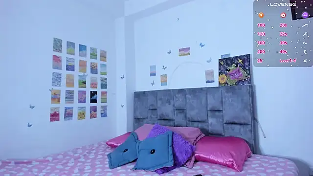 Isangel  online show from 03-18-25, 02:18