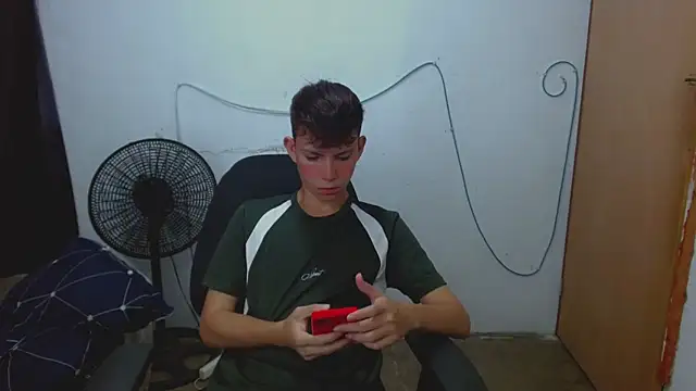 Alexxx lov online show from 04-10-26, 12:23