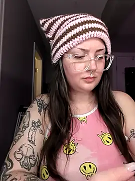 goblingirl888 online show from 06-10-26, 10:44