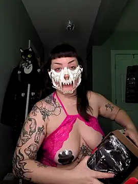 goblingirl888 online show from 11-12-25, 07:34