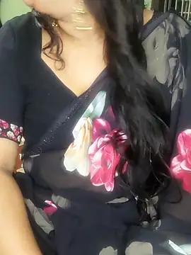 Snapshot of JANVI_MISHRA1 chatting on 06-11-26, 04:59 JANVI MISHRA1 online show from 06-11-26, 04:59