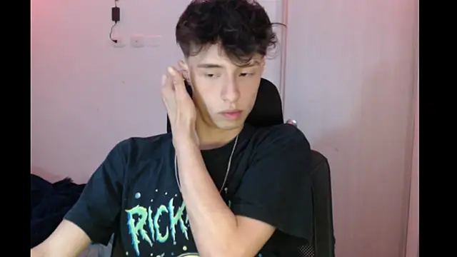 Juanmres online show from 11-20-25, 03:40