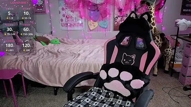 Snapshot of MissLoreleii chatting on 02-25-26, 08:52 MissLoreleii online show from 02-25-26, 08:52