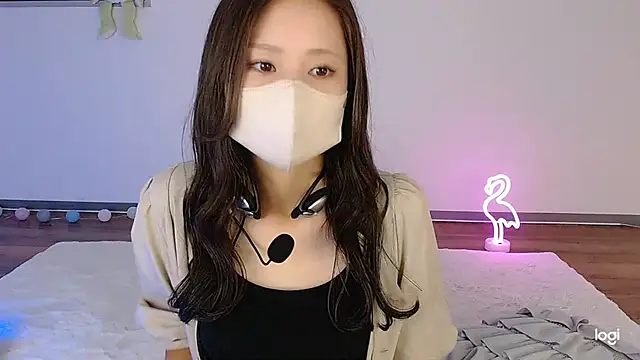 hinano JP online show from 09-16-25, 01:28