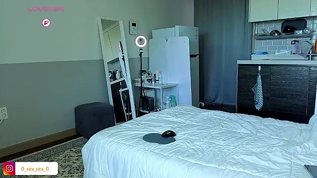 Doh728 online show from 10-29-25, 01:48