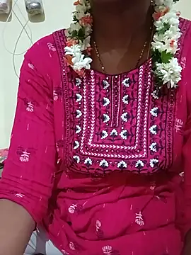 Snapshot of TeluguammayiMahi chatting on 07-15-26, 09:55 TeluguammayiMahi online show from 07-15-26, 09:55
