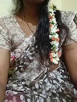 Snapshot of TeluguammayiMahi chatting on 06-15-26, 02:06 TeluguammayiMahi online show from 06-15-26, 02:06