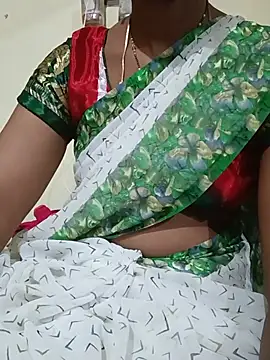Snapshot of TeluguammayiMahi chatting on 07-12-26, 06:20 TeluguammayiMahi online show from 07-12-26, 06:20